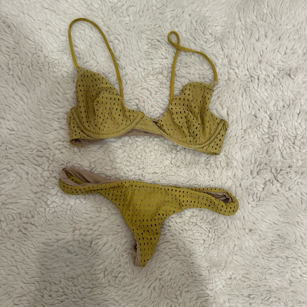 Acacia Swimwear Pineapple Mesh Manhattan Top Hookipa Bottom set